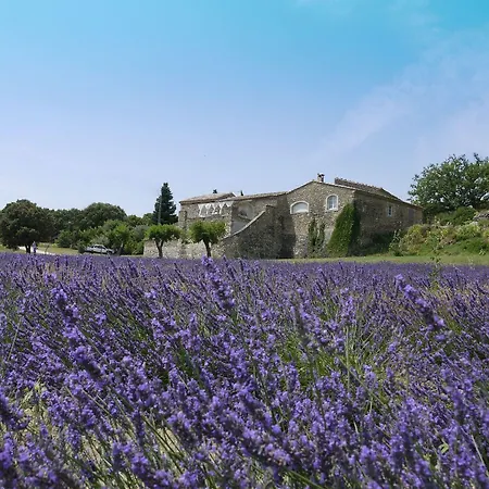 La Ferme Les Eybrachas Bed & Breakfast 3*