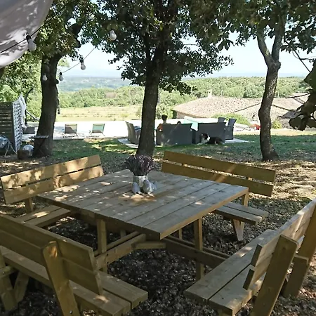 La Ferme Les Eybrachas Bed & Breakfast